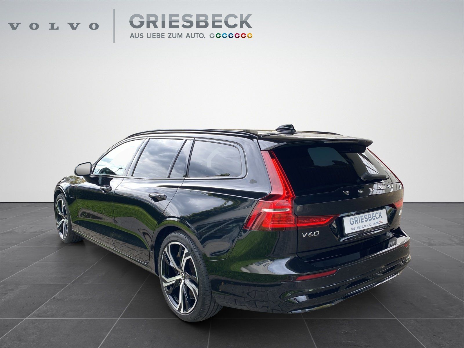 Volvo V60 T8 Plus Dark Memory*StHzg*LED*AHK*
