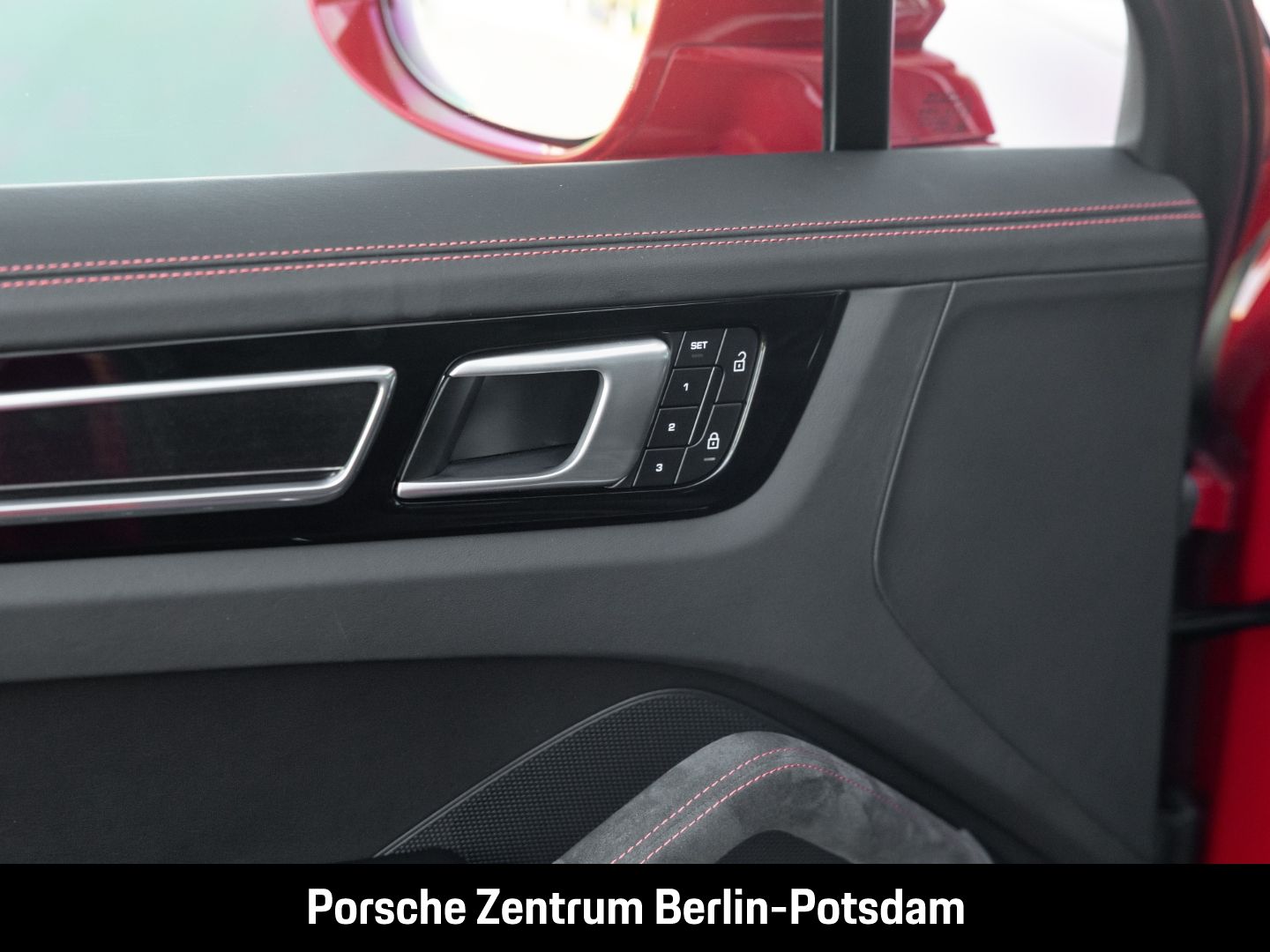 Porsche Cayenne Turbo S E-Hybrid Burmester Panoramadach