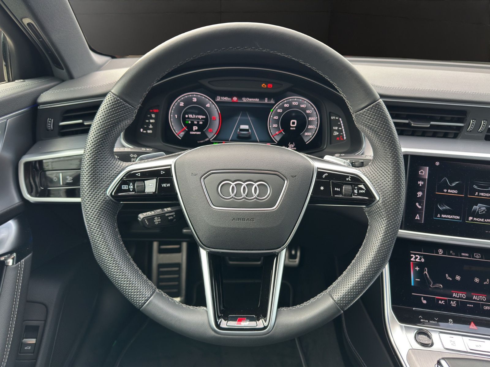 Audi A6 Avant 40 TDI qu.S tr. S LINE+AHK+STHZG+HD+360