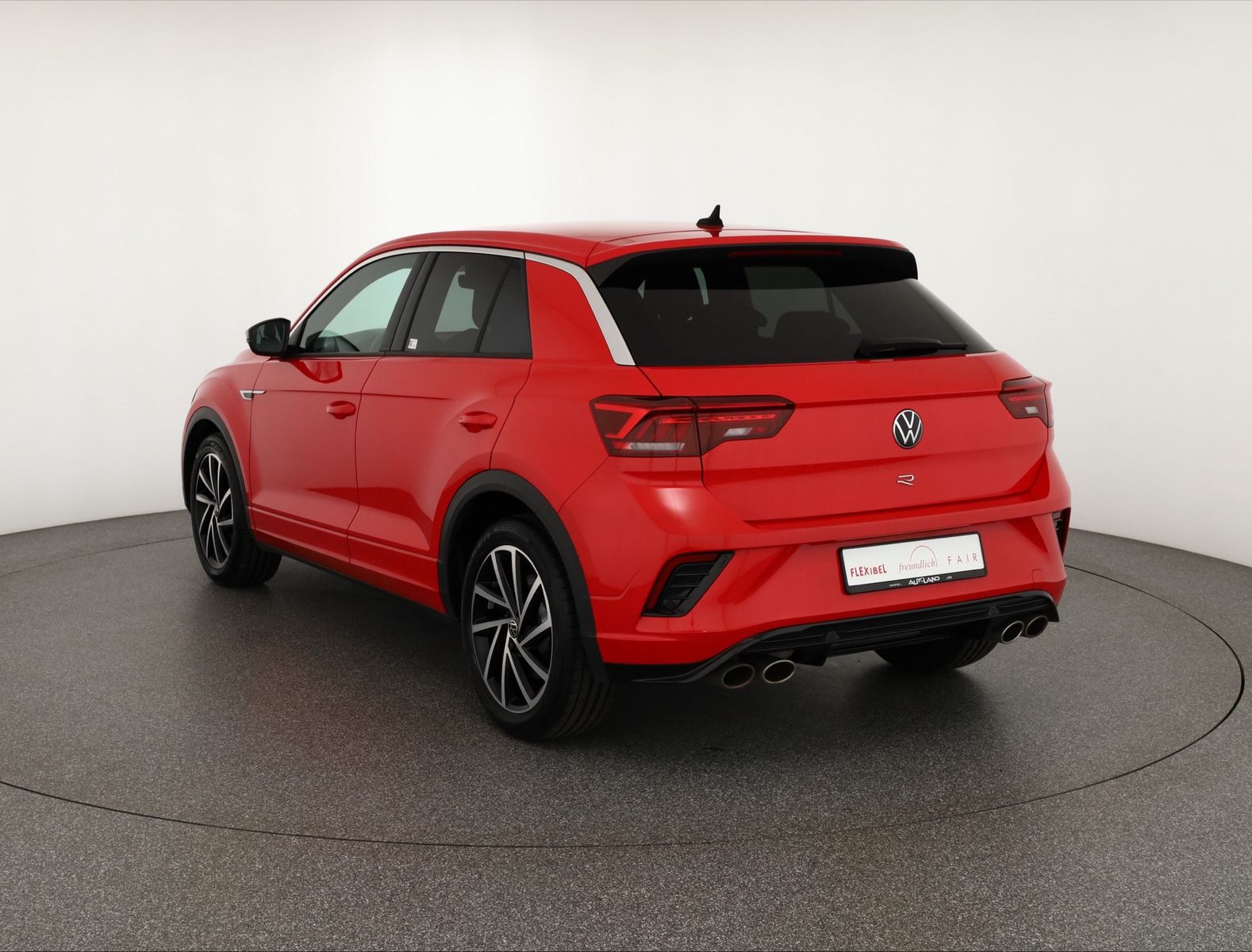 Volkswagen T-Roc 2.0 TSI R 4Motion - Samsaru's Car Outlet