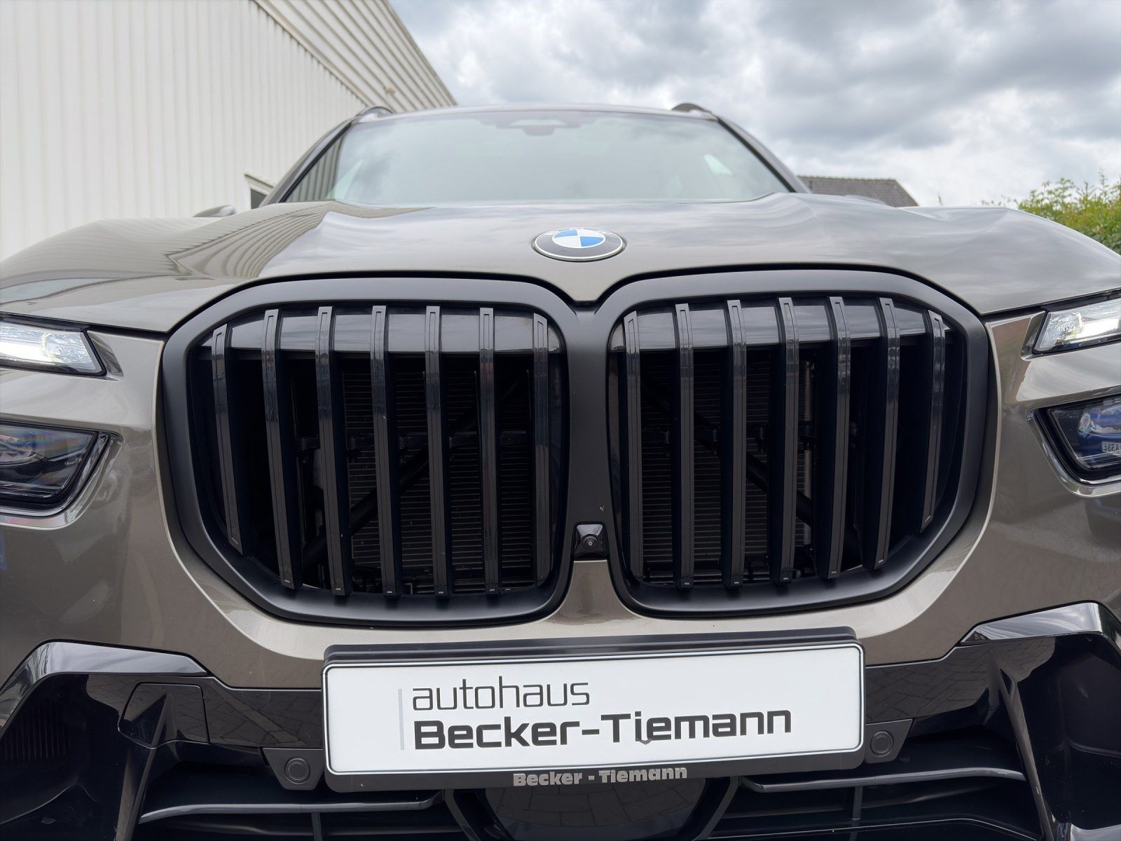 BMW X7 xDrive40d | UPE 142.190,-| Kristallscheinwerf