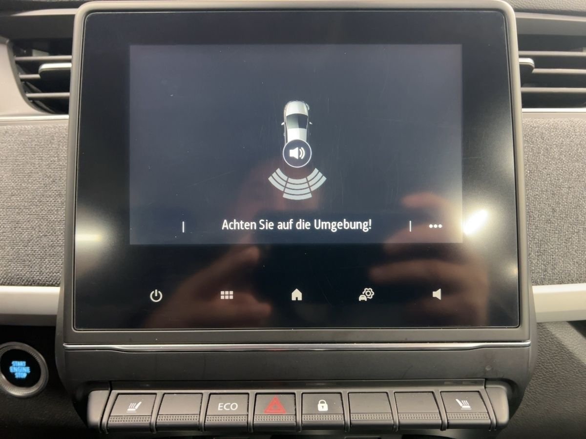 Renault ZOE EXPERIENCE R110 50kWh - Samsaru's Car Outlet