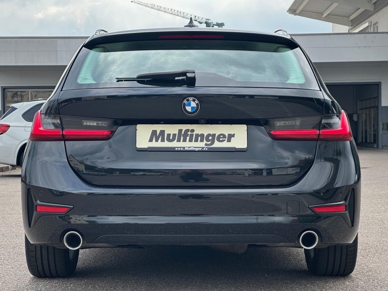 BMW 320d T. Sport - Samsaru's Car Outlet
