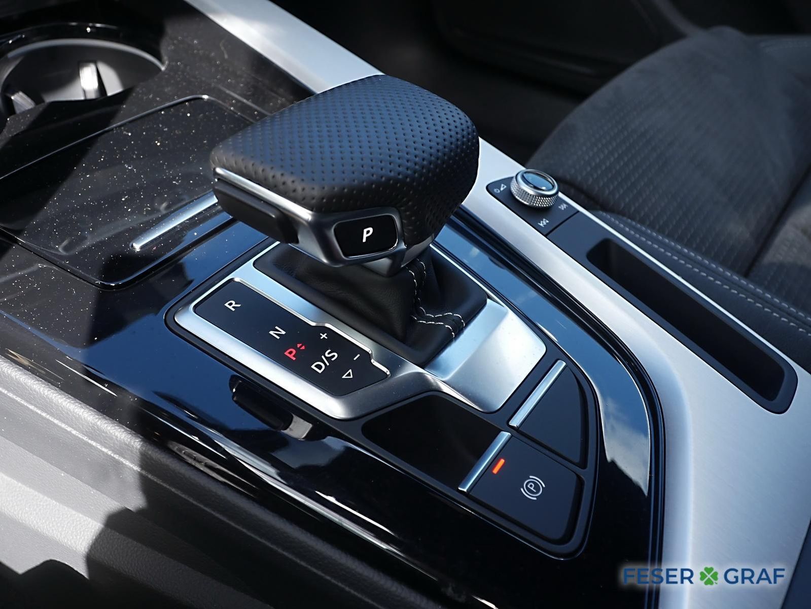 Audi A4 Av. 35 TDI S line - Samsaru's Car Outlet