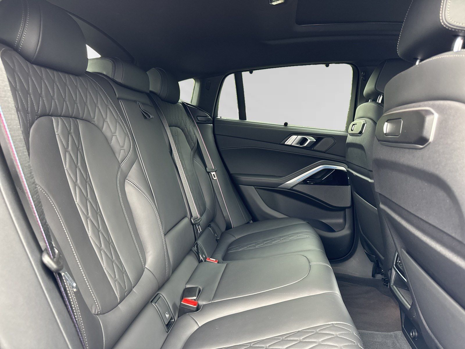 BMW X6 xDrive40i M Sport Pro|AHK|Pano|H/K|Standhzg.