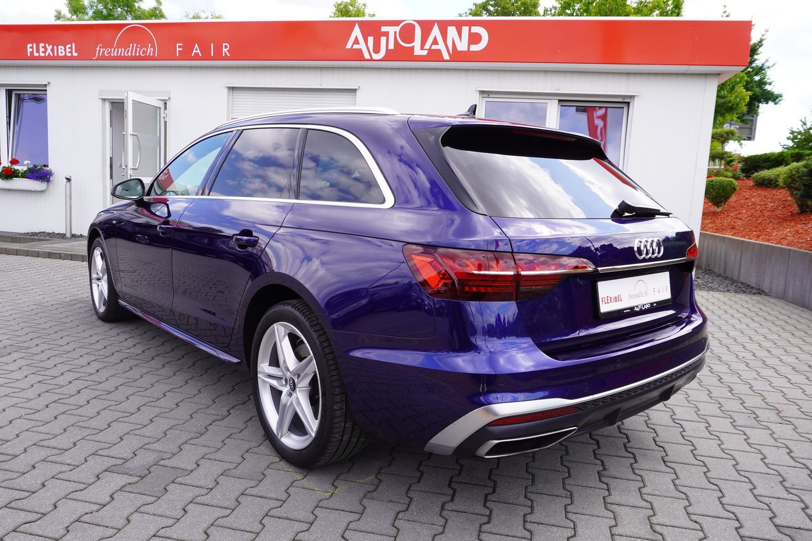 Audi A4 Avant 40 TDI S-Tronic S-Line - Samsaru's Car Outlet