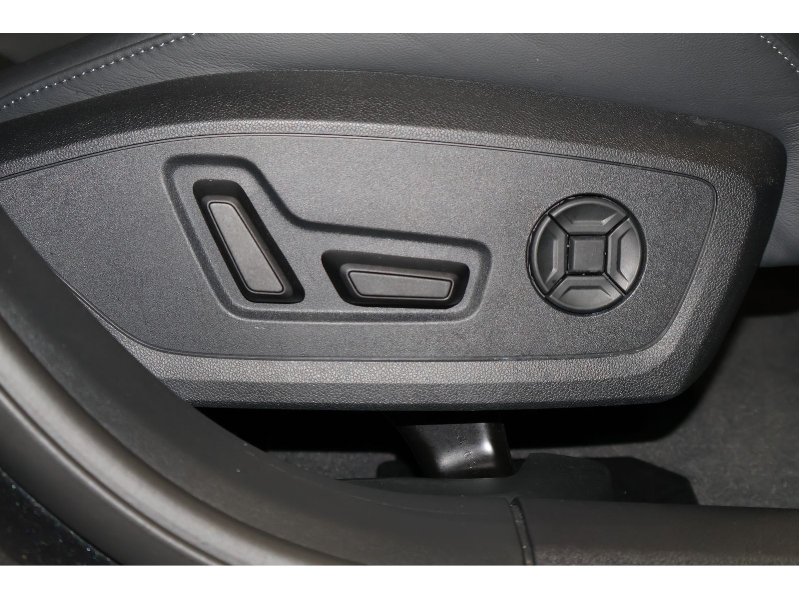 Audi A6 LimoTFSI quattro*2x S line*UPE92*Matrix*HuD*B