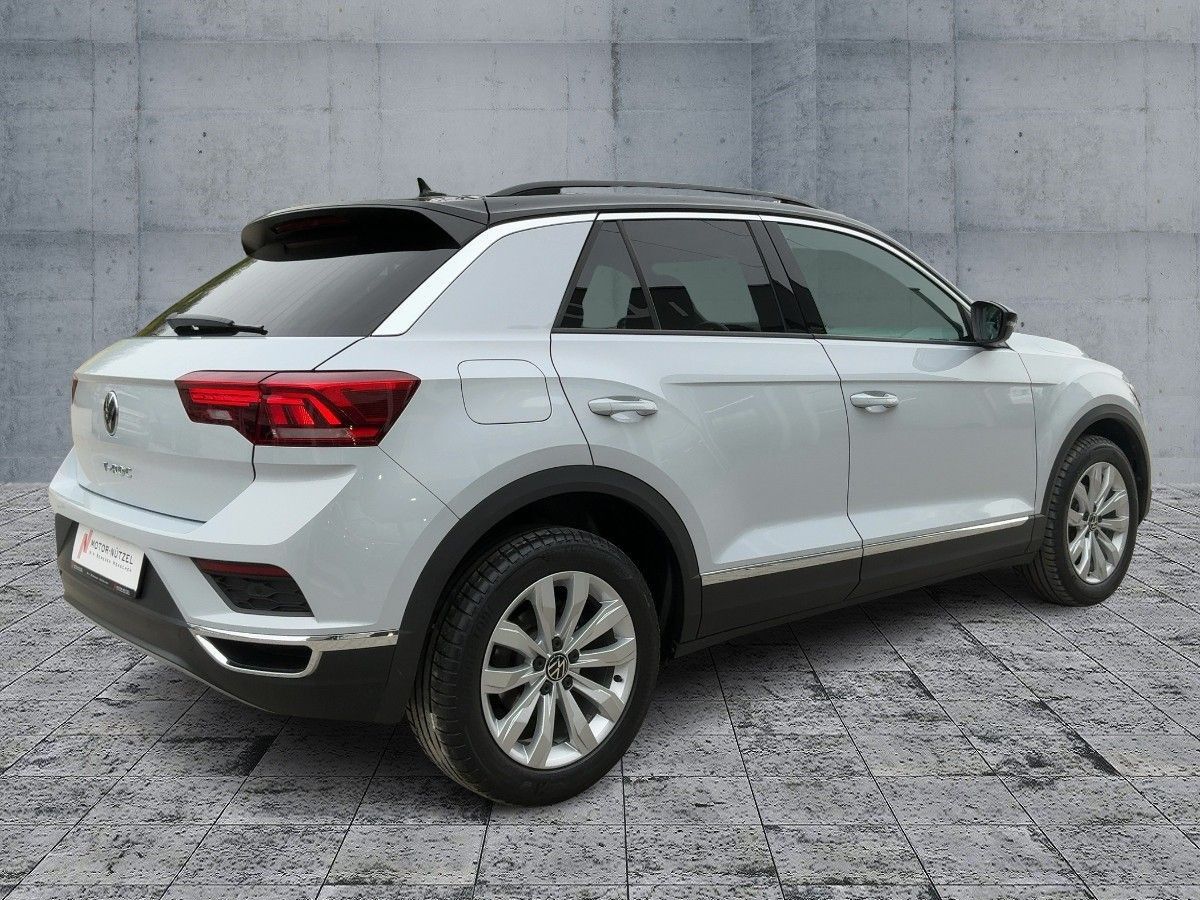 Volkswagen T-Roc 1.5 TSI SPORT - Samsaru's Car Outlet
