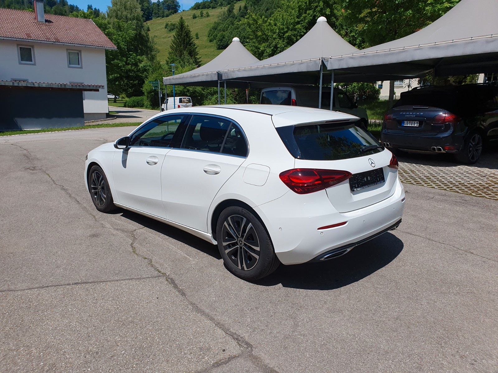 Mercedes-Benz A 180 Progressive - Samsaru's Car Outlet