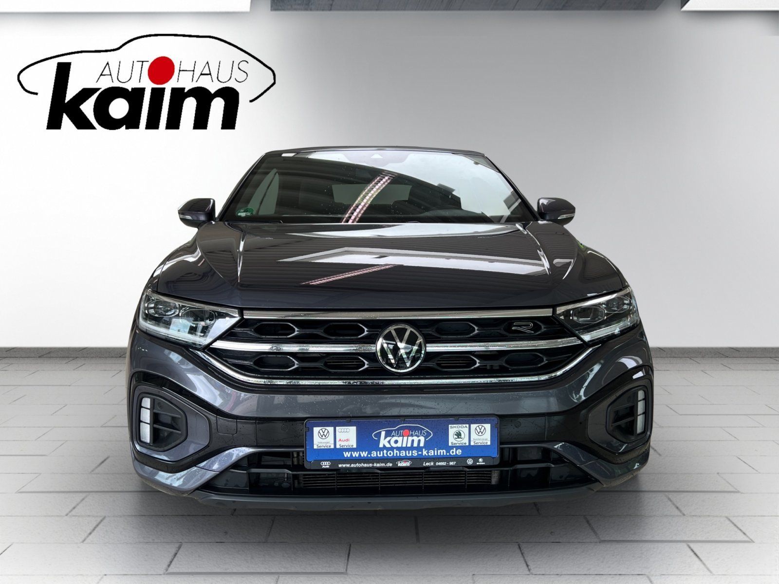 Volkswagen T-Roc 1.5 TSI R-Line - Samsaru's Car Outlet