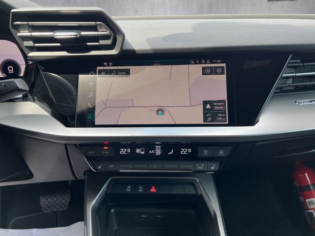 Audi A3 Sportback 35 1.5 TFSI S - Samsaru's Car Outlet