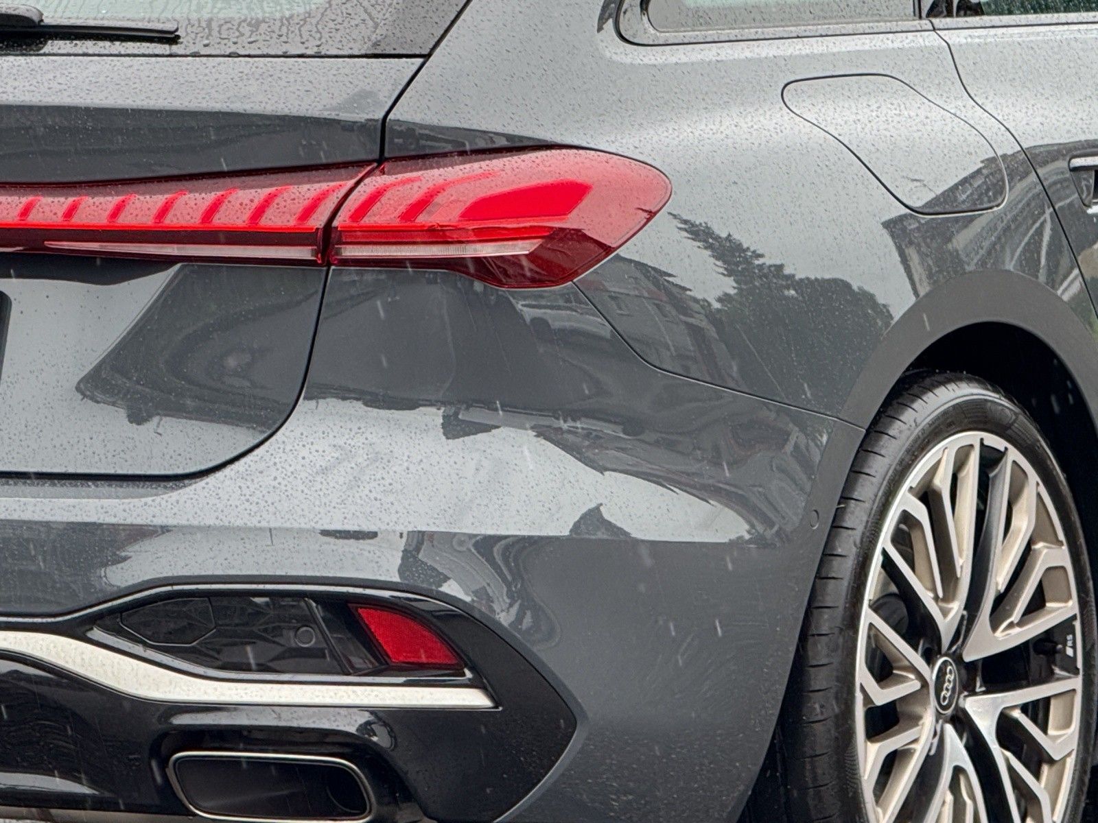 Audi A5 Avant TFSI quattro Edition One 2x S Line MATR