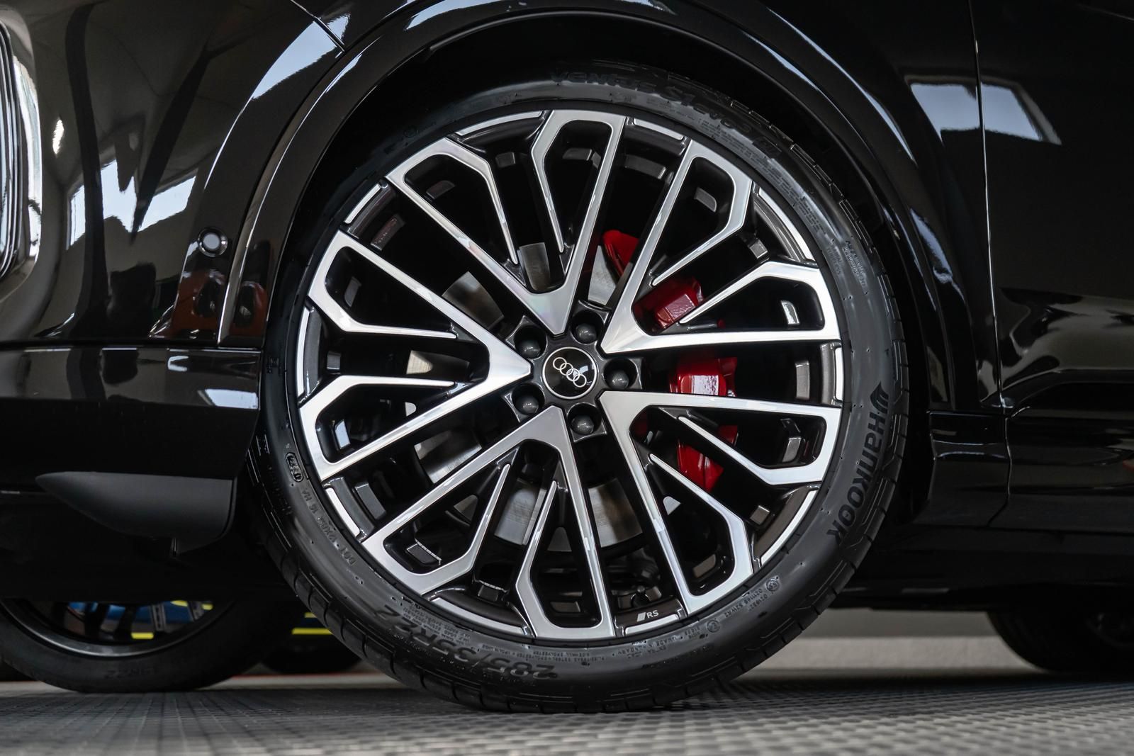 Audi Q7 50 TDI quattro S-line AHK STHZ PANO UPE 128T€