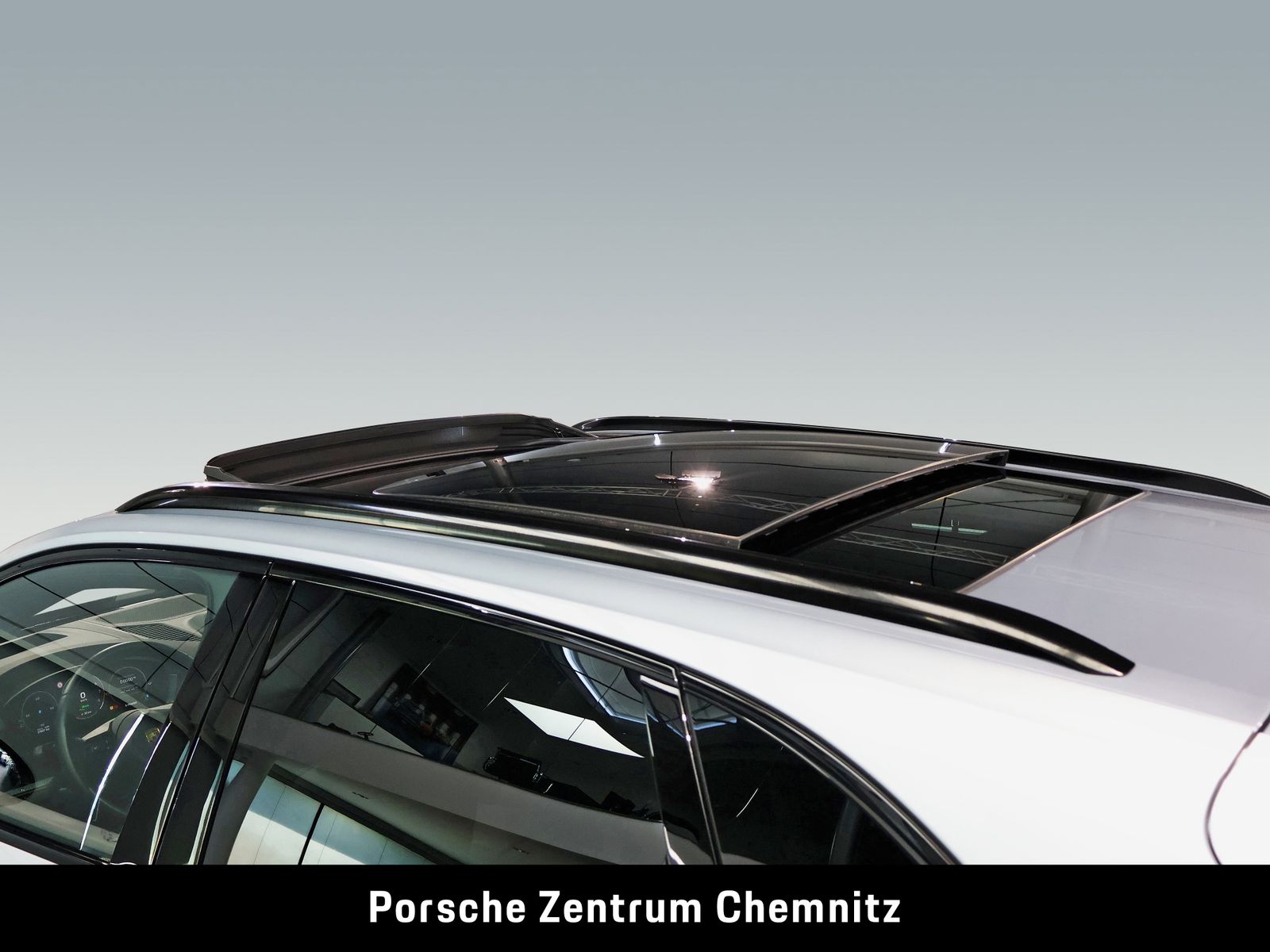 Porsche Cayenne E-Hybrid Luft;Chrono;BOSE;AHZV