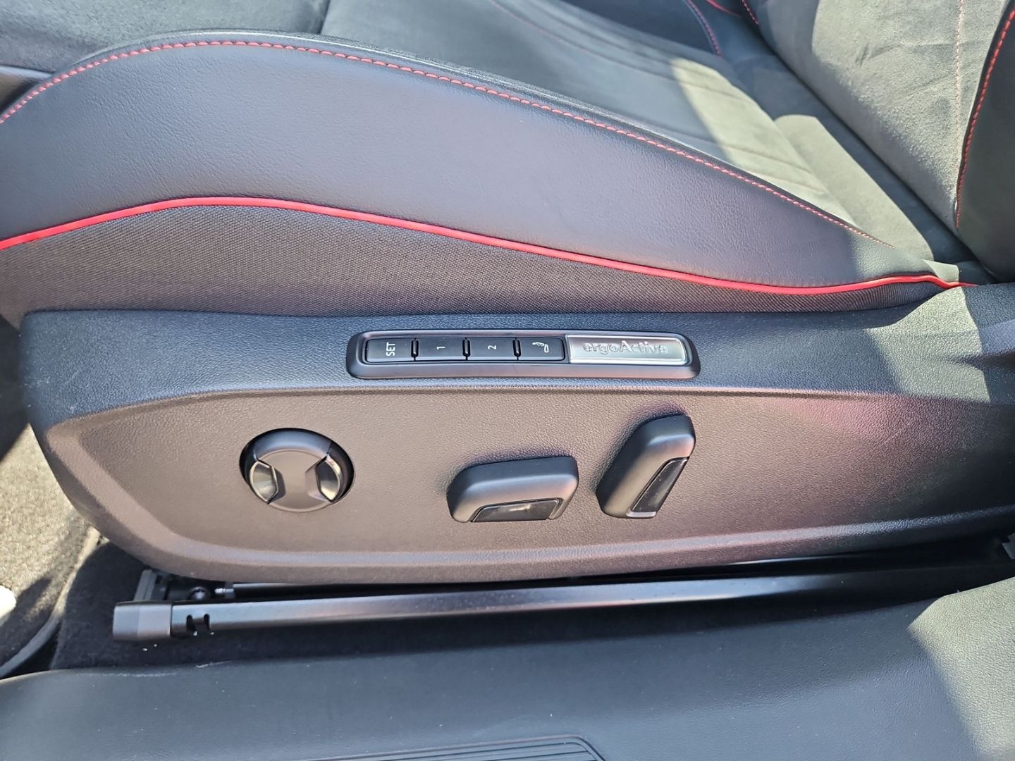Volkswagen ID.4 GTX 4Motion 82 kWh MATRIX ACC DCC NAV WP HU