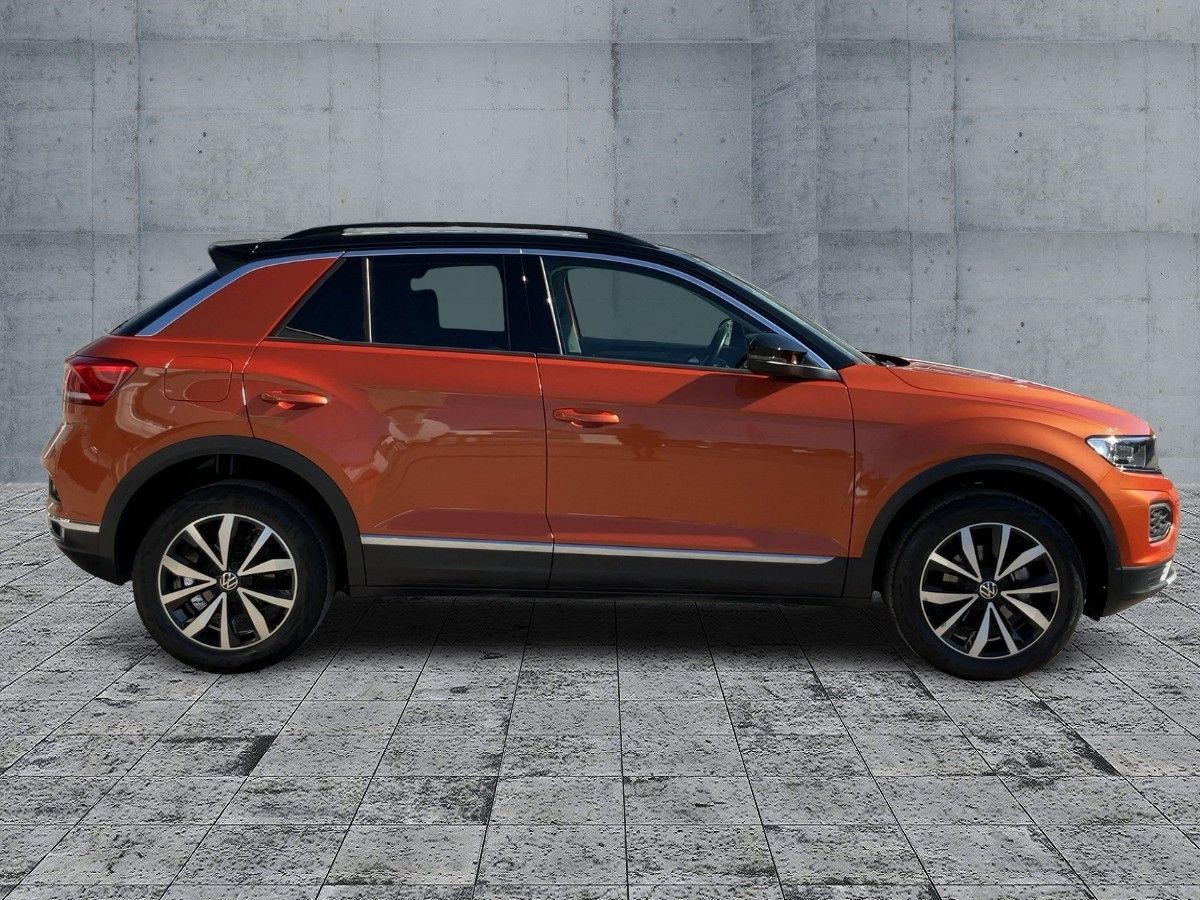 Volkswagen T-Roc 1.0 TSI STYLE - Samsaru's Car Outlet