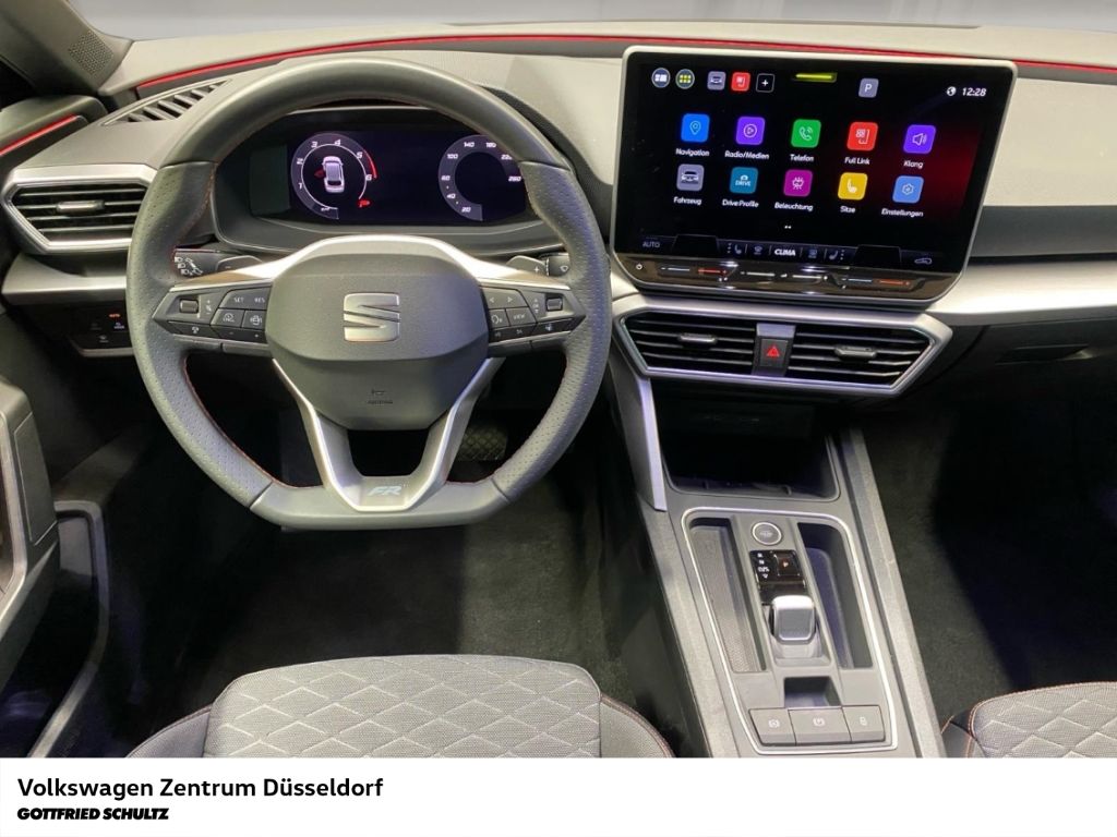 Seat Leon ST 2.0 TDI DSG AHK Navi Kamera Sitzheiz