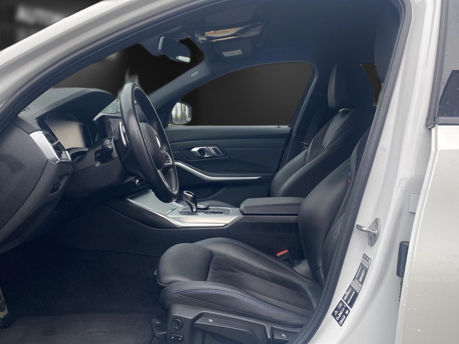 BMW 320 d x M Sport - Samsaru's Car Outlet
