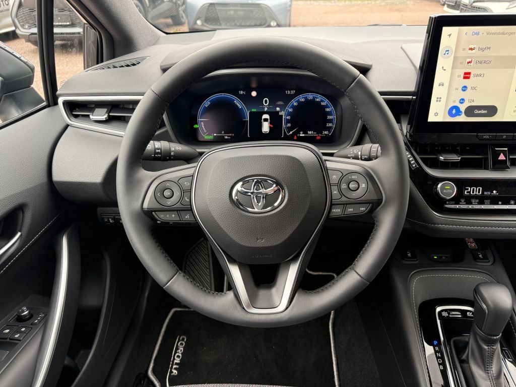 Toyota Corolla 1.8 Hybrid Touring Sports Teamplayer (ZE