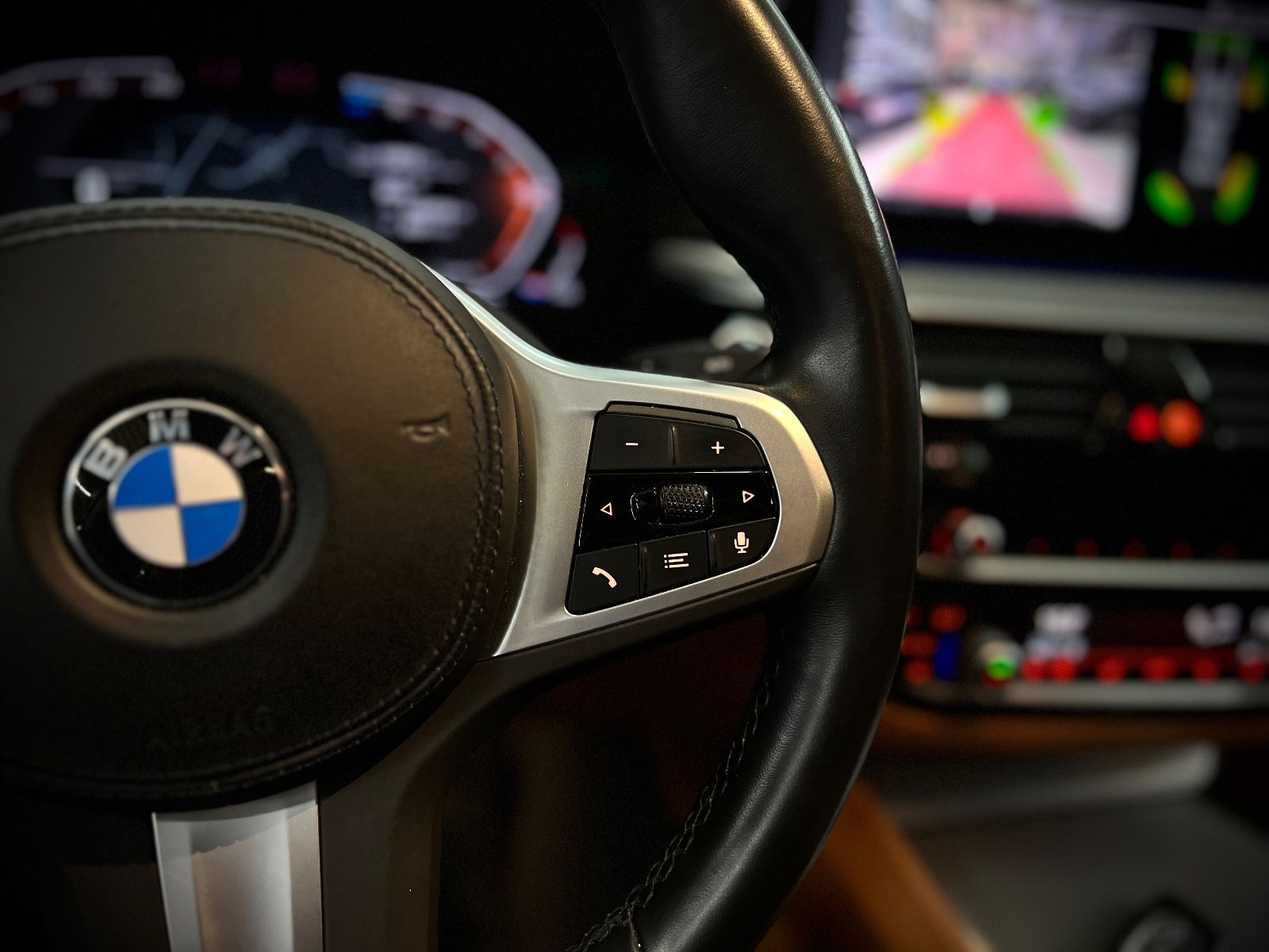 BMW 520d xDrive Luxury Line|LASER|LIVE-COCKPIT|1.HD