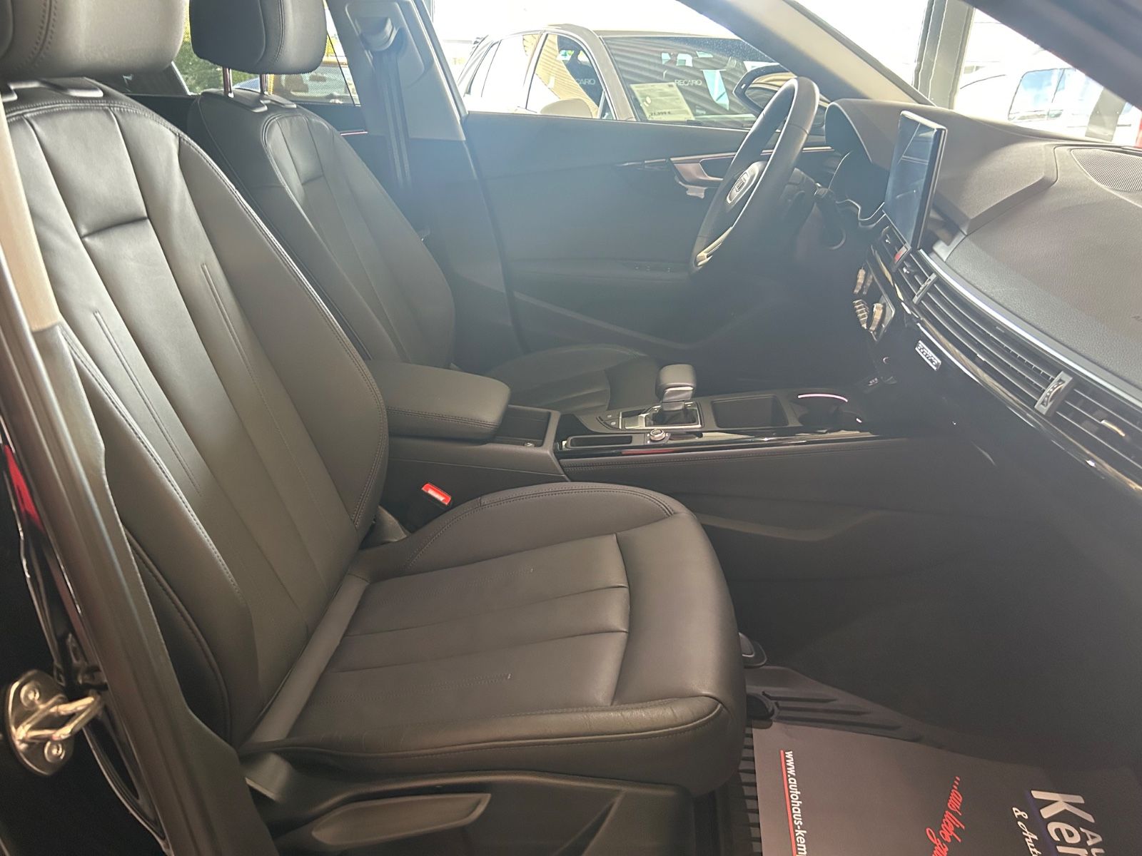 Audi A4 Avant 40 TFSI quattro advanced - Samsaru's Car Outlet