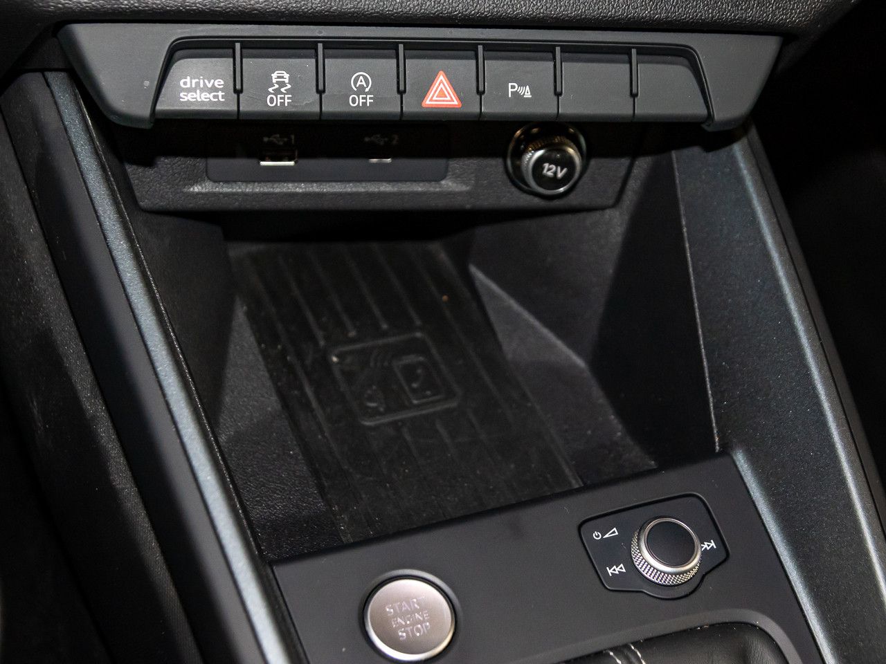 Audi A1 Sportback 40 TFSI S line - Samsaru's Car Outlet