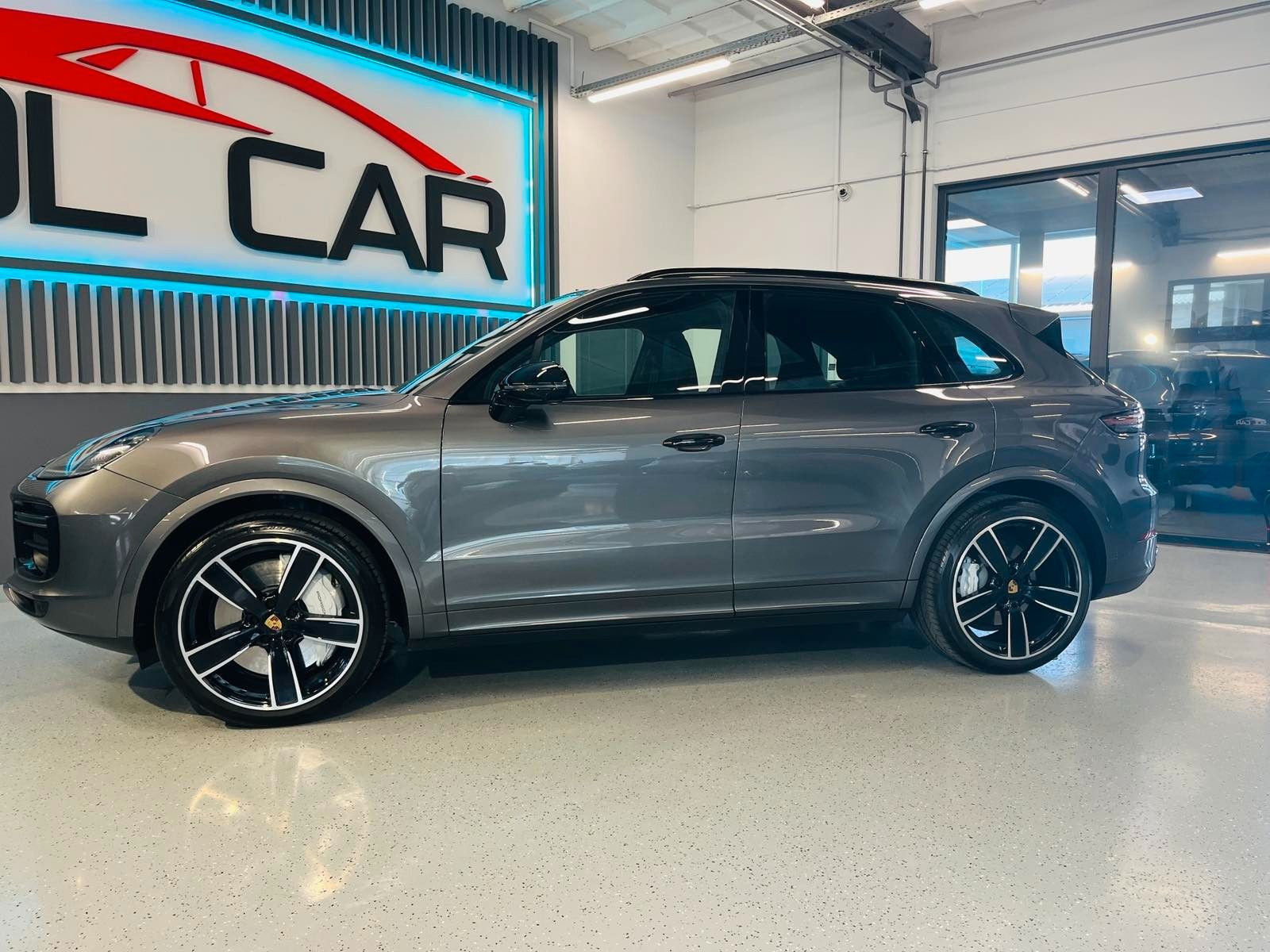 Porsche Cayenne Turbo /360 KAMERA /PANO/BOSE AUDIO
