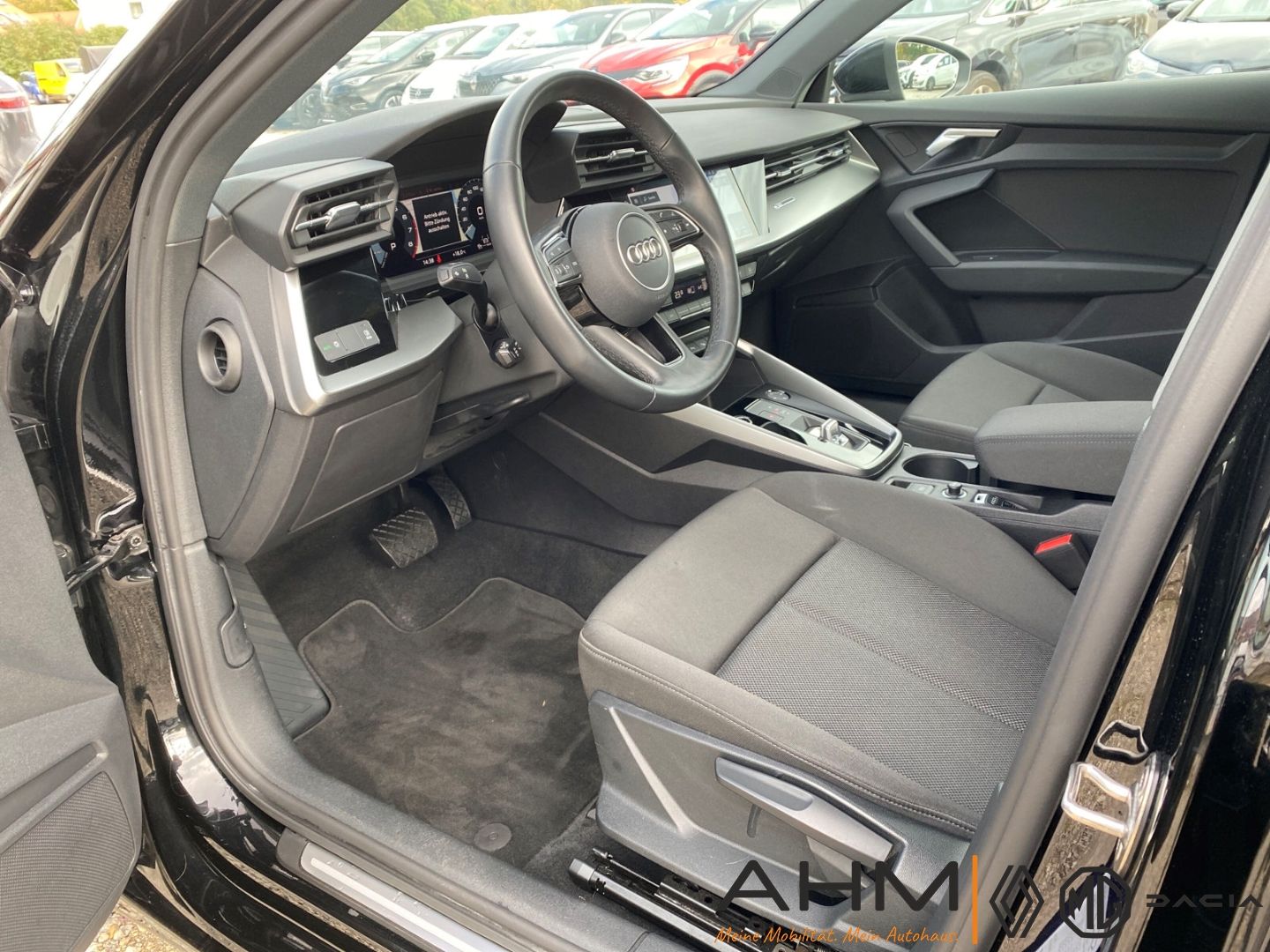 Audi A3 Sportback 30 TFSI advanced - Samsaru's Car Outlet