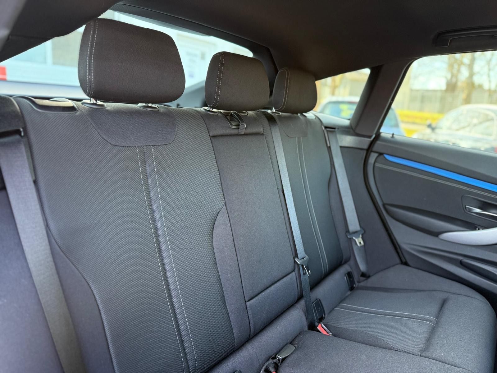 BMW 320d GT*xDrive M SPORTPAKET*ACC*KAM