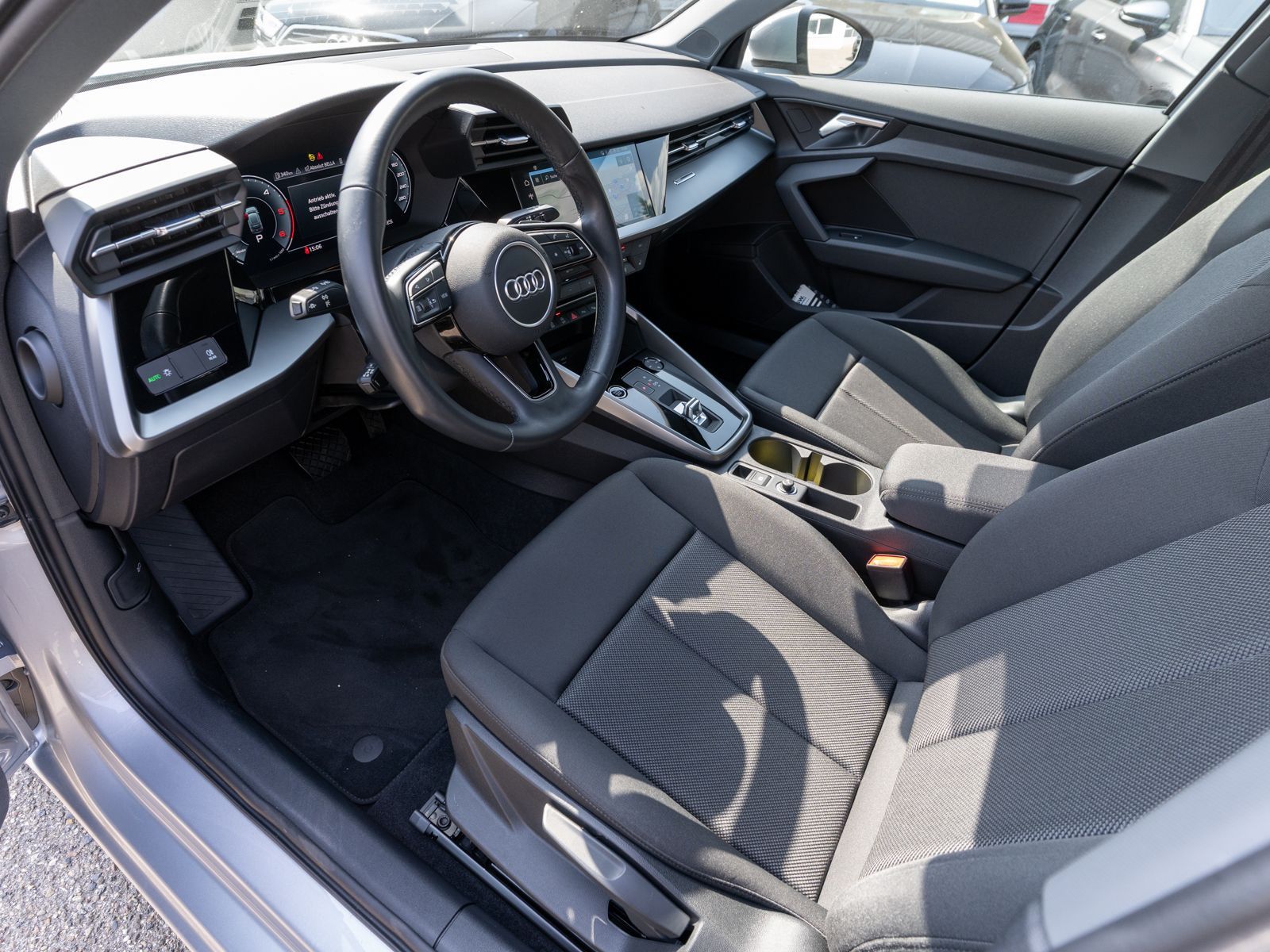 Audi A3 Sportback 30TDI Stronic Navi LED GRA PDC SHZ