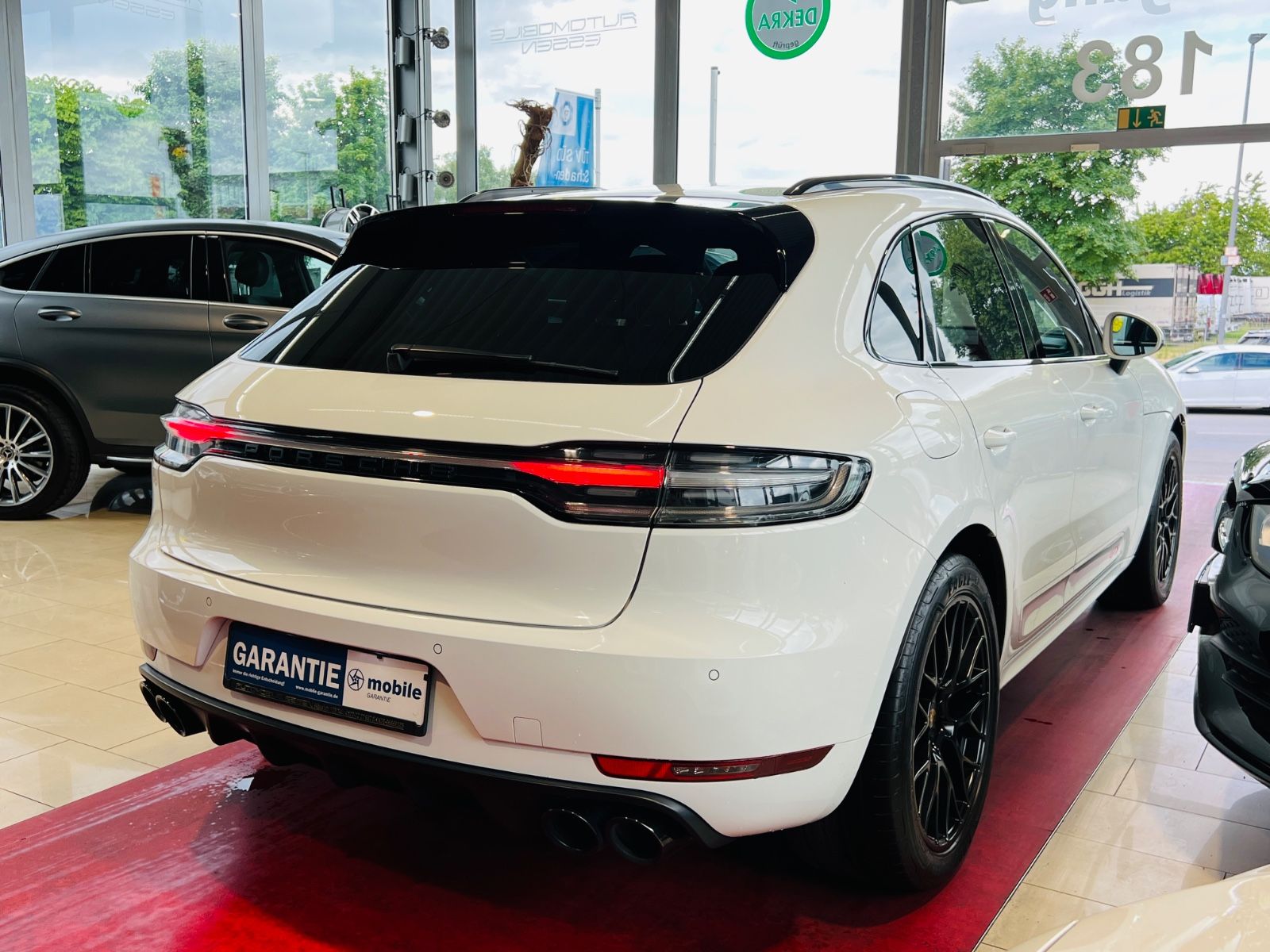Porsche Macan GTS - Samsaru's Car Outlet