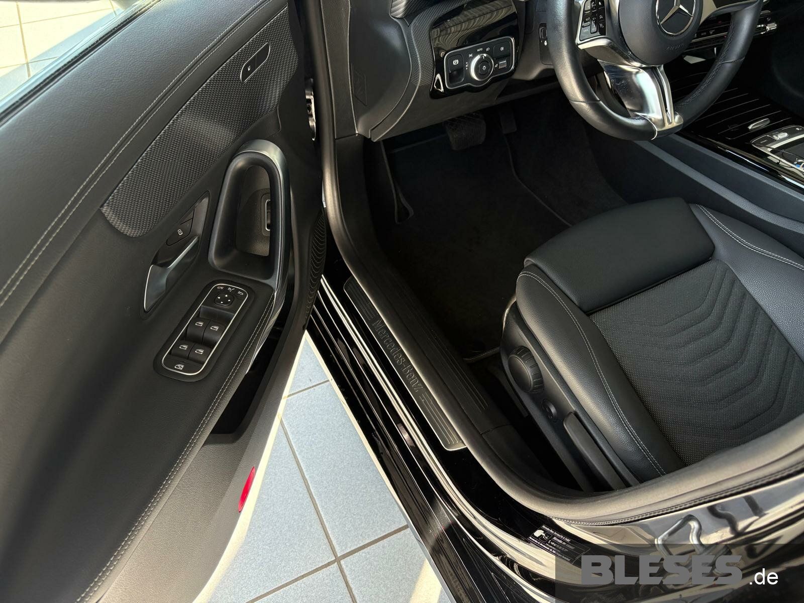 Mercedes-Benz CLA 180 Coupé - Samsaru's Car Outlet