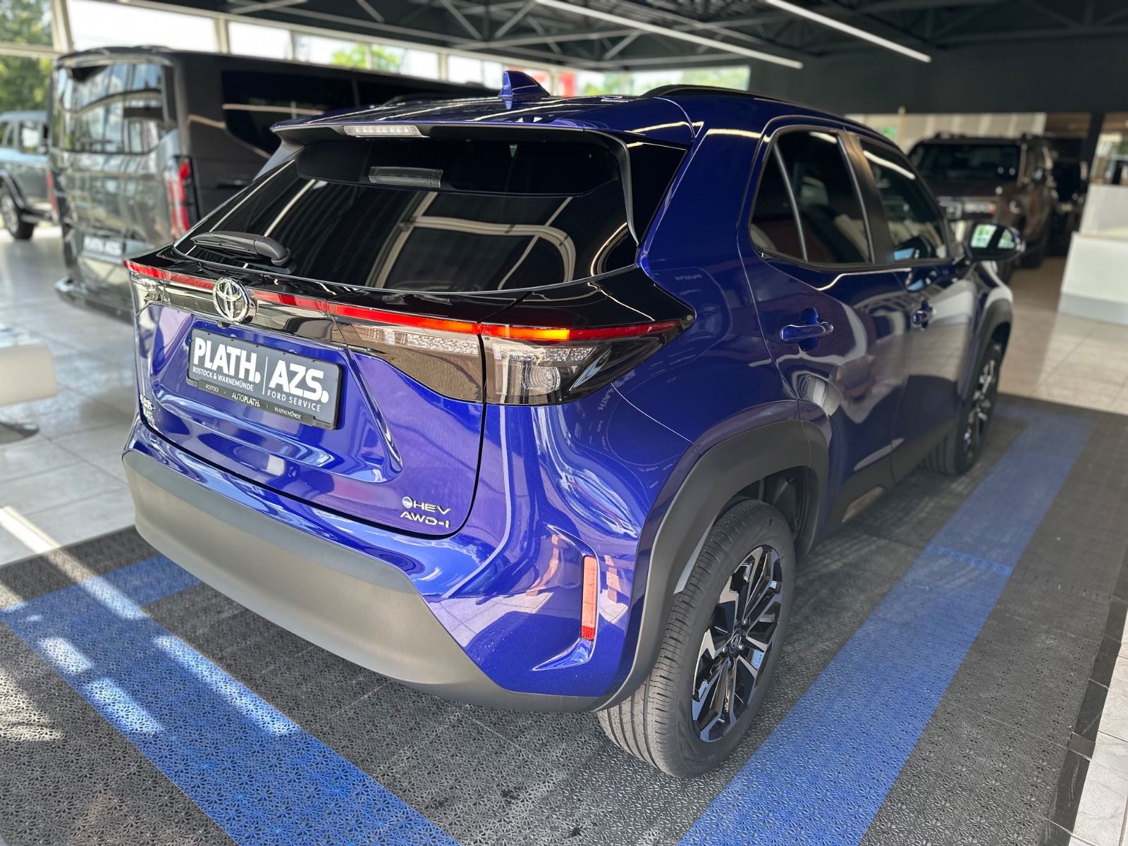Toyota Yaris Cross 1,5-l-VVT-iE Allrad *SOFORT*