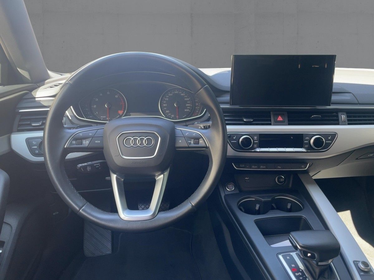 Audi A4 Avant 40 TFSI QU S-TR ADVAN - Samsaru's Car Outlet