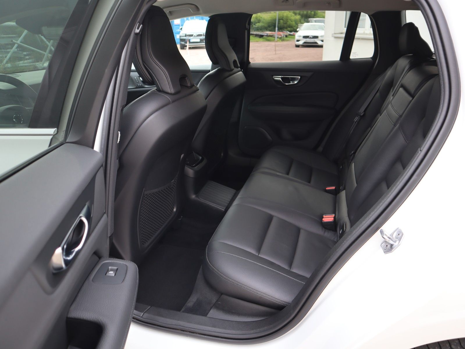 Volvo V60 T6 AWD Inscription Recharge