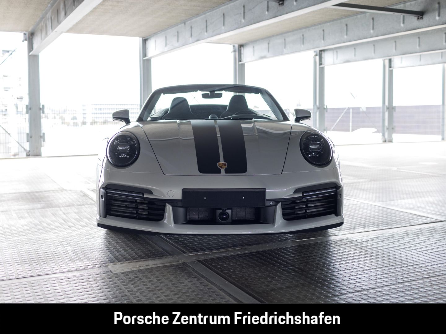 Porsche 992 911 Turbo S Cabriolet Burmester Liftsystem B
