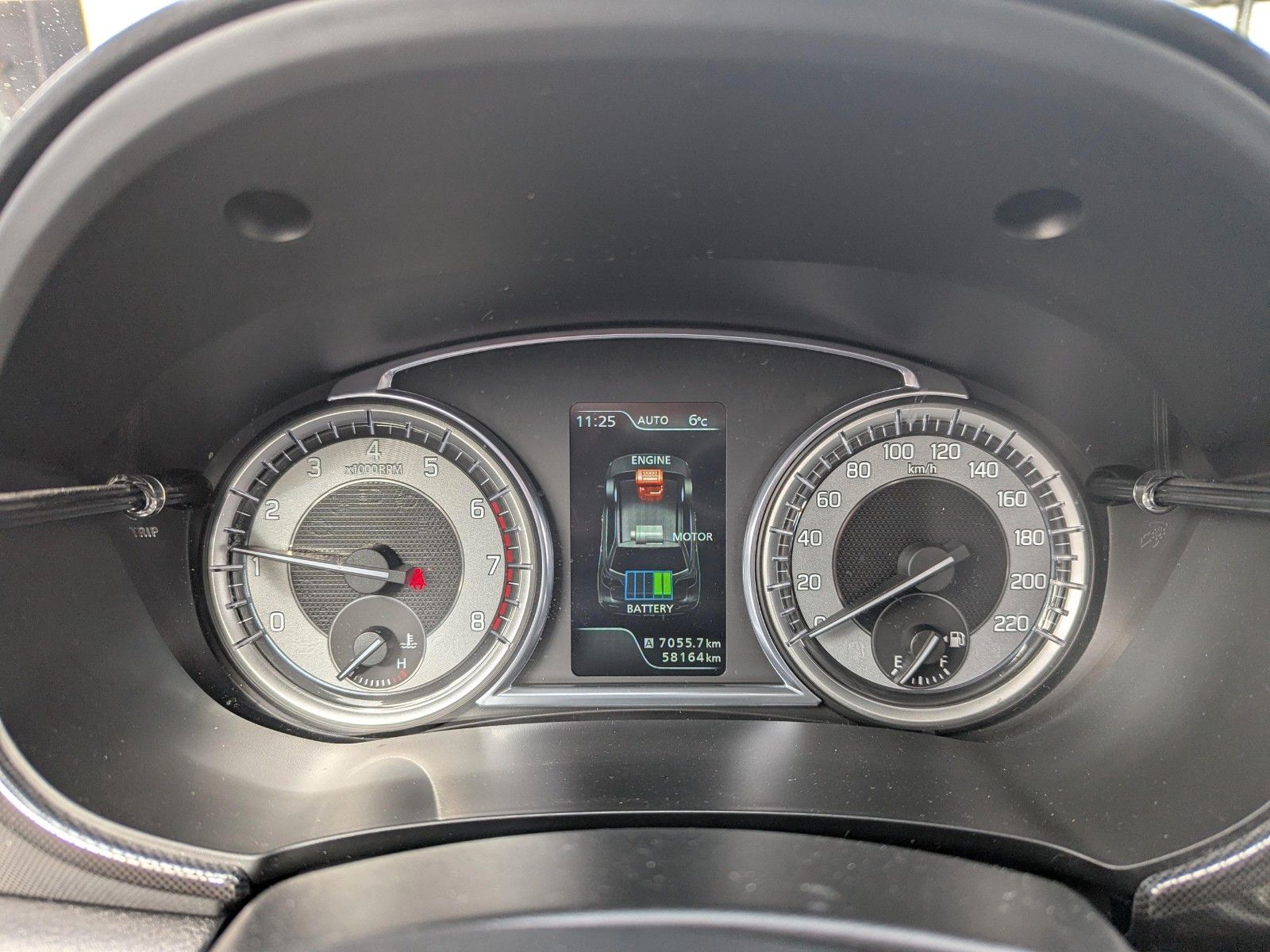 Suzuki Vitara 1.4 Hybrid Comfort+ Allgrip - Samsaru's Car Outlet