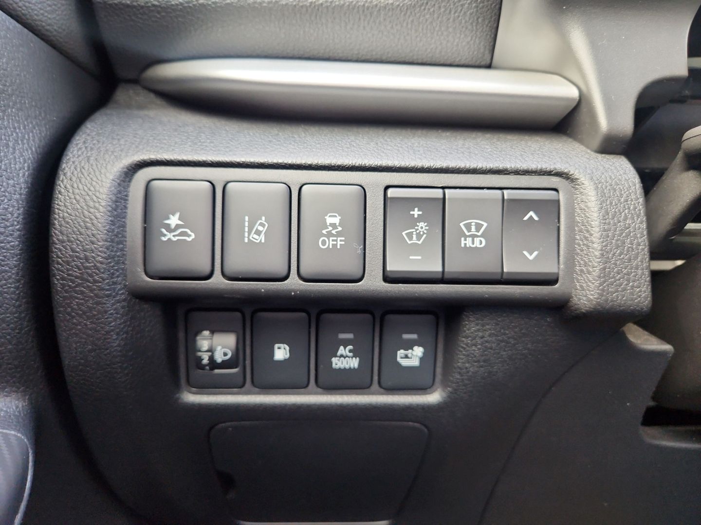 Mitsubishi Eclipse Cross Plug-In Hybrid Top Pano Leder Head