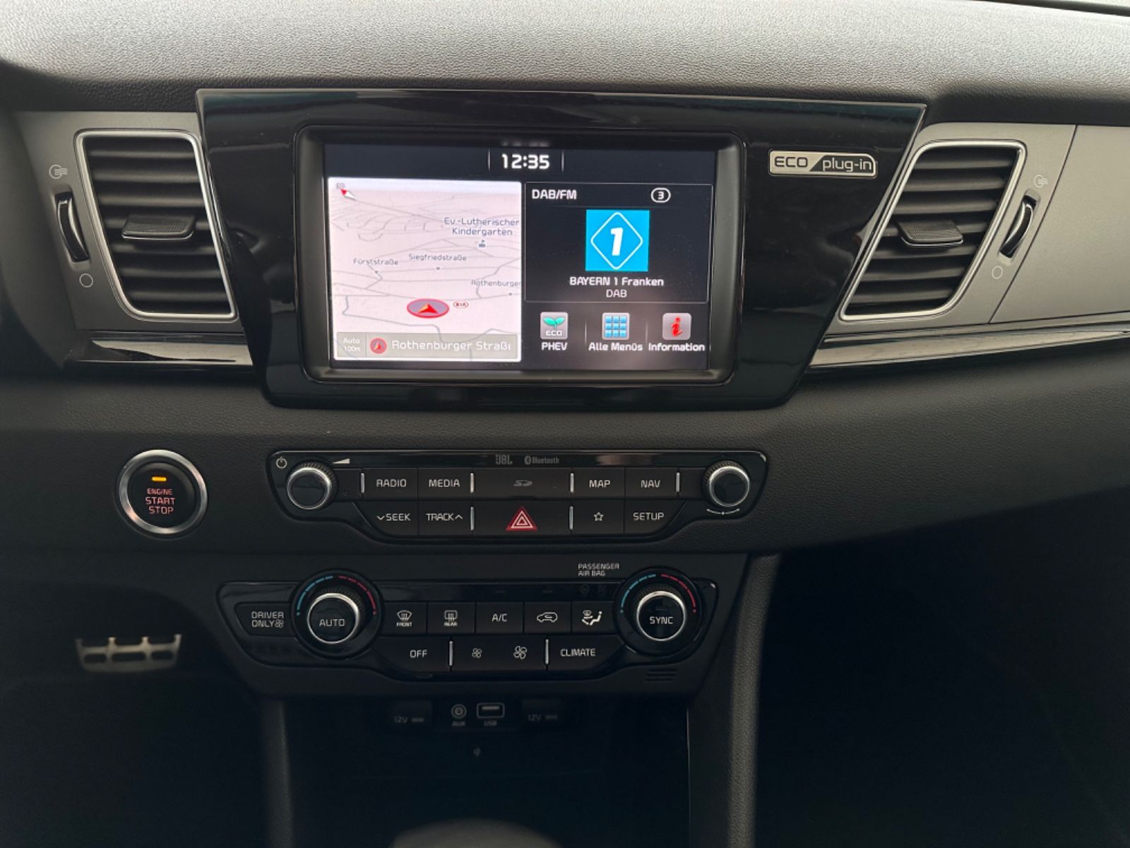 Kia Niro 1.6 GDI Spirit Plug-in Hybrid - Samsaru's Car Outlet
