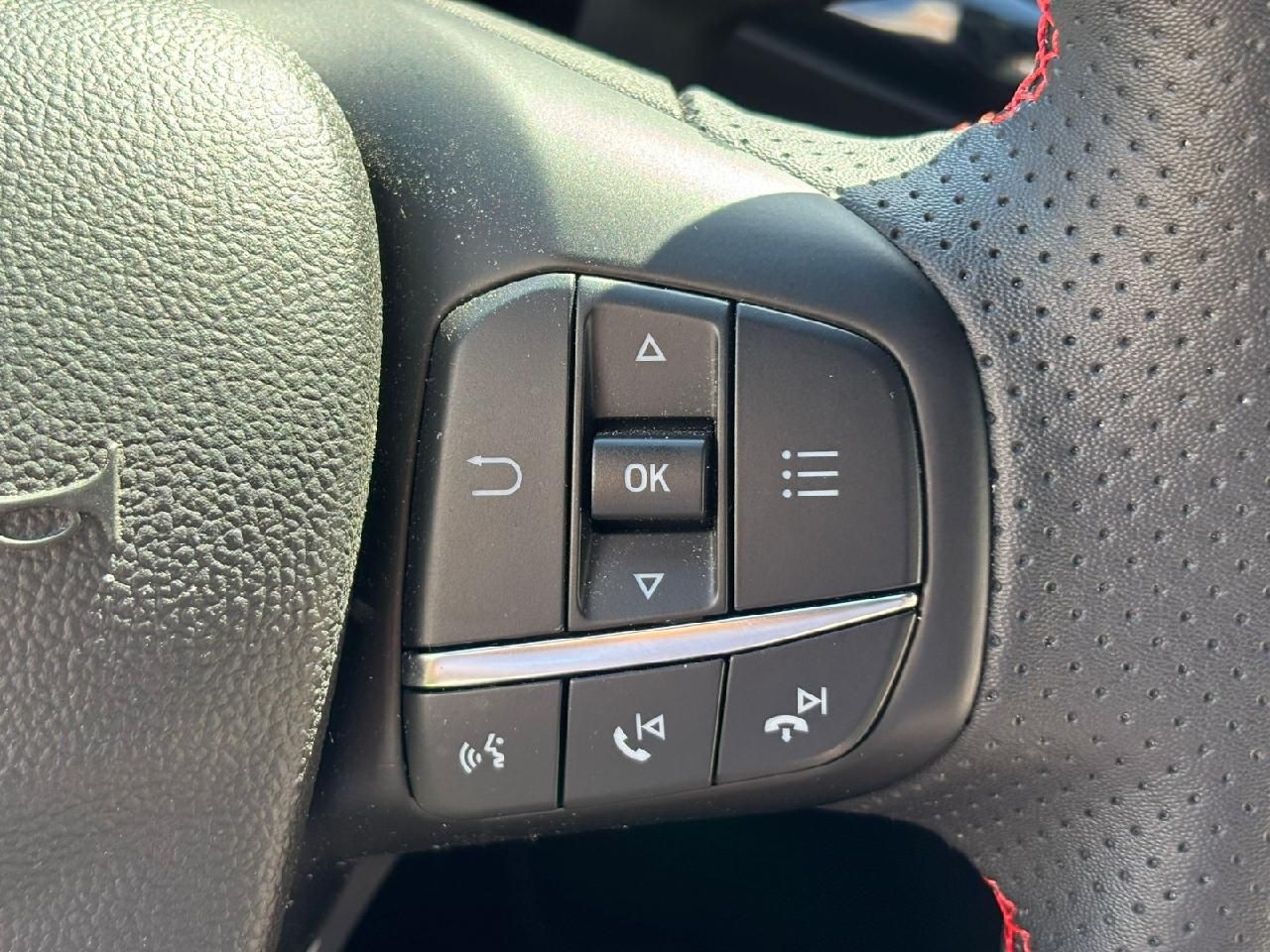 Ford Focus Turnier ST-Line X | ACC | Allwetter | Wint