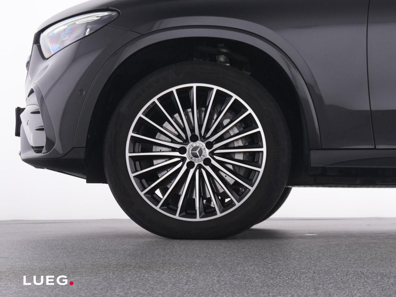 Mercedes-Benz GLC 300 e 4M AMG+NavPr+Pano+DLIGHT+Burm+AHK+360°