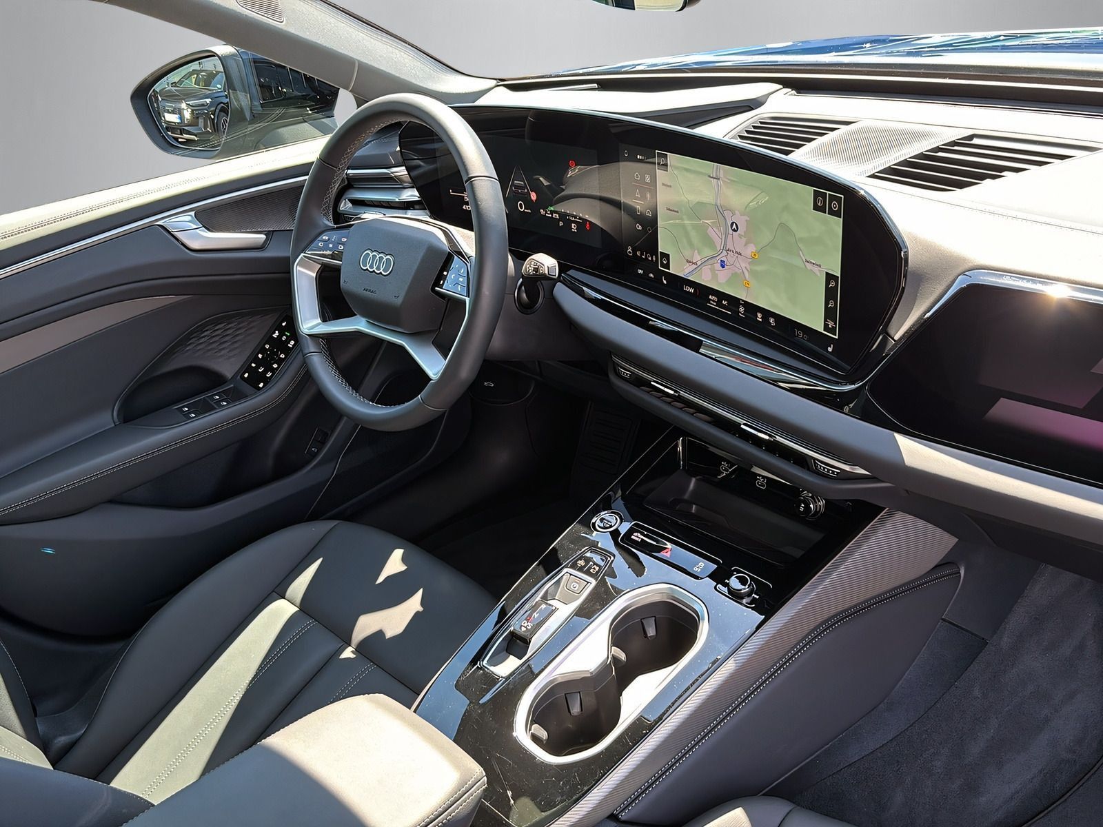 Audi A6 Avant TDI quattro S-tronic +S-LINE+AHK+360°+P
