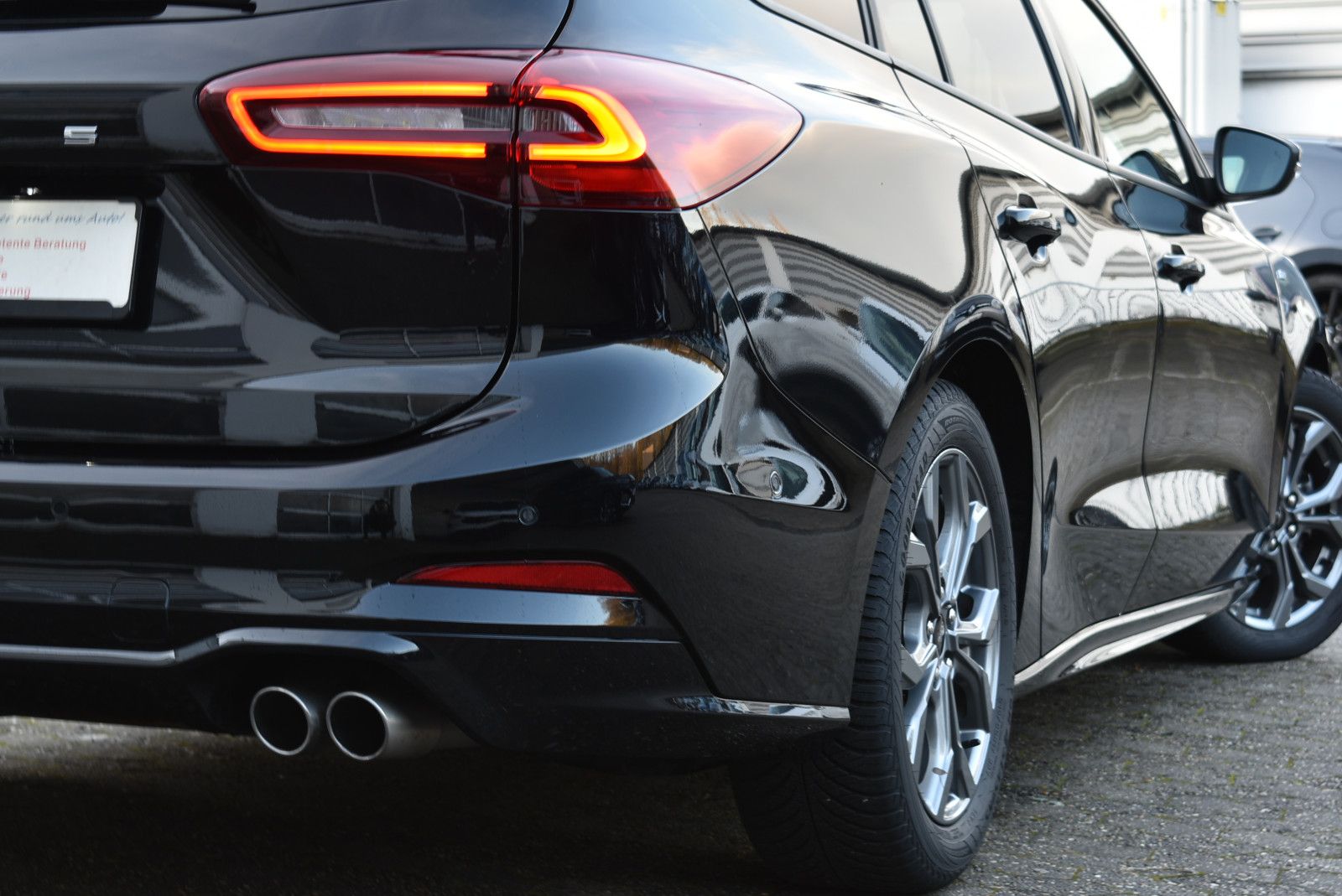 Ford Focus Turnier 1.5 ST-Line X Aut.