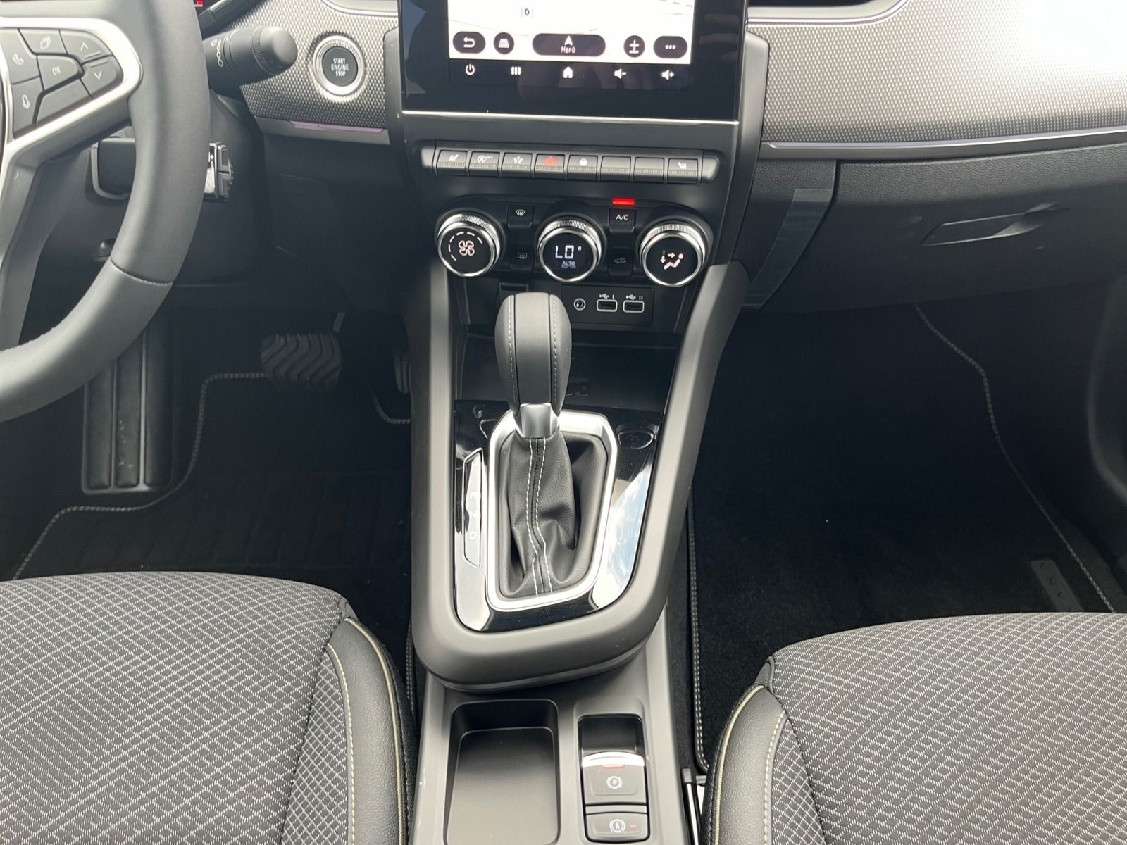 Renault Arkana TECHNO Mild Hybrid - Samsaru's Car Outlet