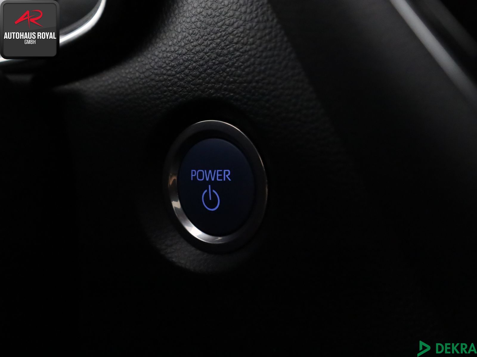 Toyota Corolla 2.0 Hybrid - Samsaru's Car Outlet