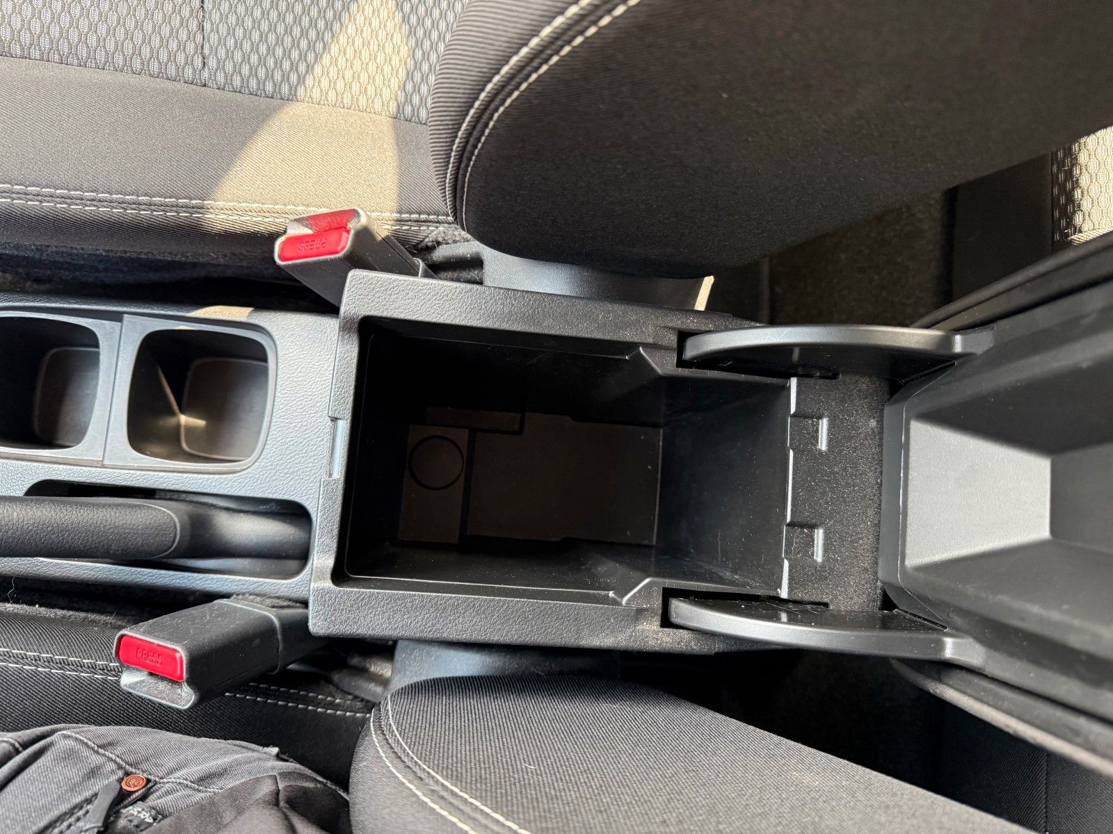 Suzuki Vitara 1.4 Mild-Hybrid Comfort+ - Samsaru's Car Outlet