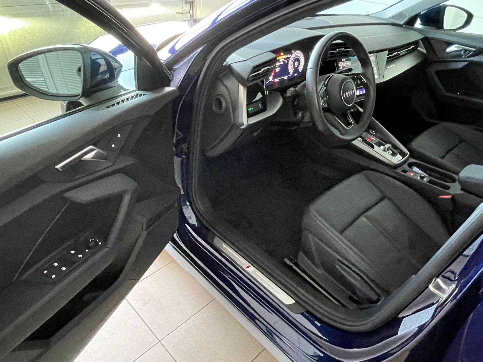 Audi A3 Sportback 35 TDI s tronic S line*LEDER*NAVI*D