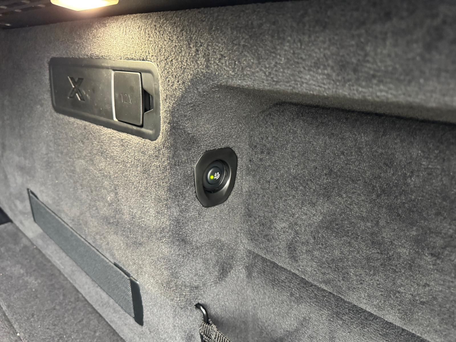 BMW X6 30d M SPORT PRO.LUFTFEDER.SOFTCL.H/K.AHK.22"