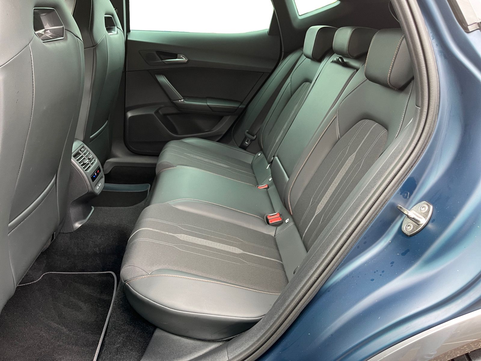 Cupra Formentor VZ 2.0TSI DSG 4Drive AHK Cam DCC Pano