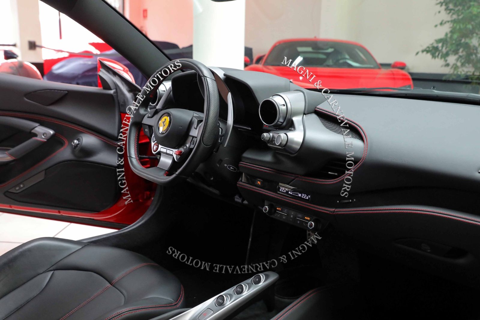 Ferrari F8 Tributo - Samsaru's Car Outlet